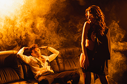 Incensos E Aromas Sensuais Despertam A Libido